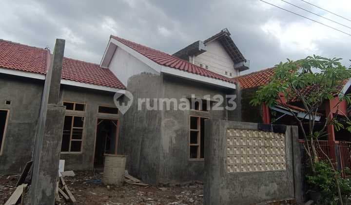 Dijual Rumah Baru Minimalis Harga Terjangkau di Nusukan Banjarsari Solo