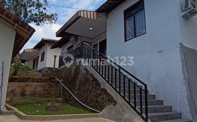 Hotel di Kawasan Wisata Waduk Gajahmungkur, Wonogiri, 24 Kamar, Full Perabot