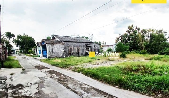 Dijual Tanah Luas 457m² di Mojosongo, Jebres! Siap Bangun!