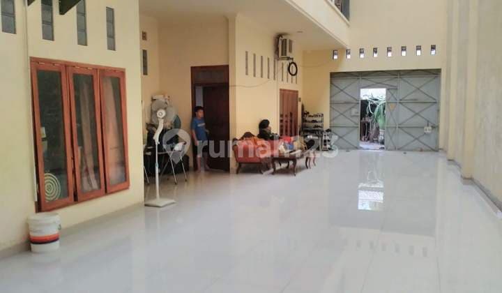 Rumah 2 Lantai Sudah Renovasi Unfurnished HGB di Jln Lawu Karanganyar, Karanganyar