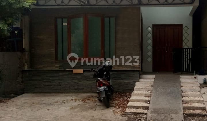 Siap Huni, Rumah, 1 Lantai, SHM, bisa KPR Semanggi Pasar Kliwon Solo