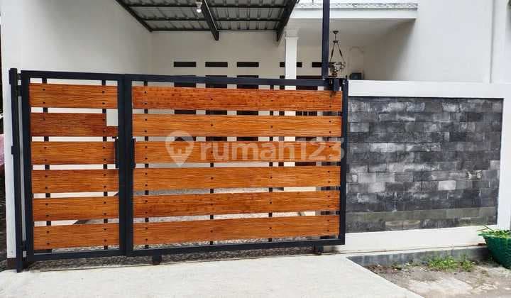 Rumah Unfurnished Banjarsari, Surakarta SHM Bagus
