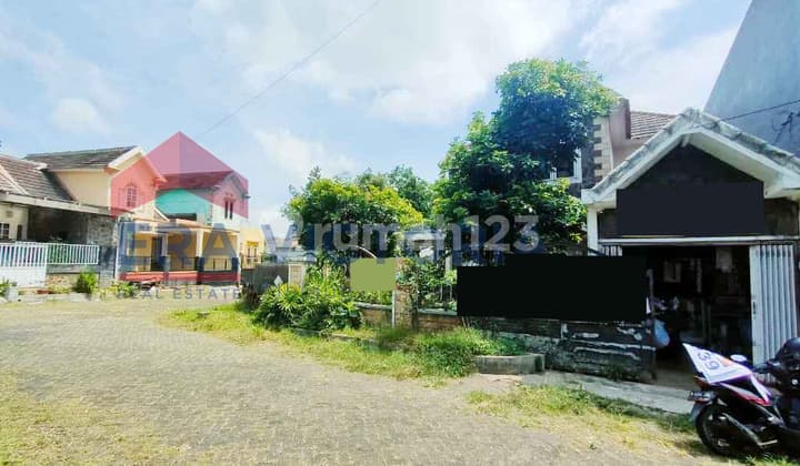 Rumah Asri Tidar Dekat Universitas Merdeka, The OZ & Ma Chung