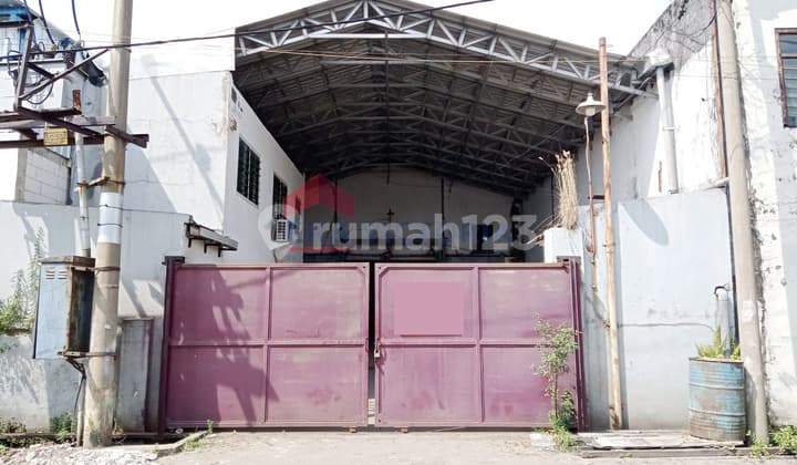 Gudang Strategis Surabaya Dekat Tol, Cocok untuk Bisnis & Produks