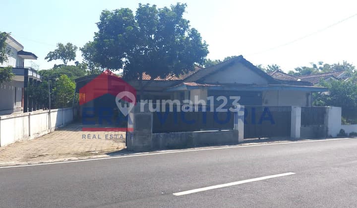Rumah Bagus Siap Huni Ada Toko Bagian Depan di Banyakan, Kediri
