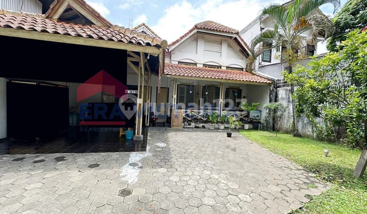 Rumah Bangunan Kolonial Klojen Lokasi Tenang Dekat Hotel The 101