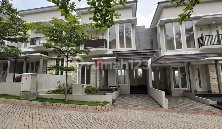 Rumah Siap Huni Lokasi Strategis Dekat Jalur Poros Surabaya-Malang