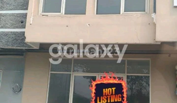 San Diego Pakuwon City Row House, Rarely Available, 125 Million per Floor San Diego Pakuwon City Row House, Rarely Available, 125 Million per Floor