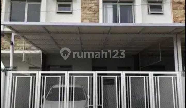 Dijual Rumah Bagus 2 Lantai Full Furnished Terawat di Arcamanik