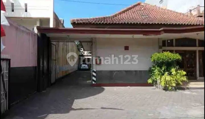 Cek Segera Kost 1 Lantai yang Asri Ini, Dijual Menawarkan Lingkungan Fasilitas yang Lengkap, Cocok untuk Anda yang Menginginkan Hunian Aman.spesifikasi Utama Properti: - Kamar Tidur: 20 - Kamar Mandi: 14 - Sertifikat: SHM - Sertifikat Hak Milikfitur Unggu