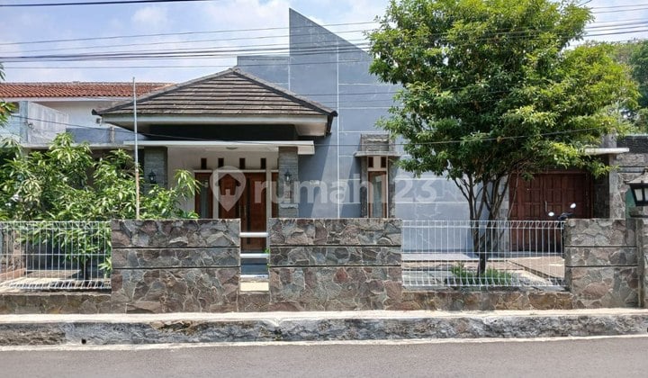 Dijual Rumah di Arcamanik dengan Luas Tanah 380 Meter