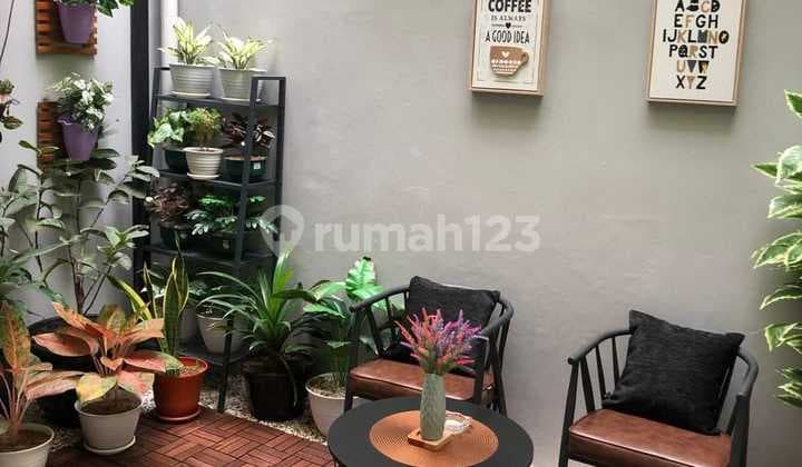 Dijual Rumah Bagus 2 Lantai Full Furnished Terawat di Arcamanik