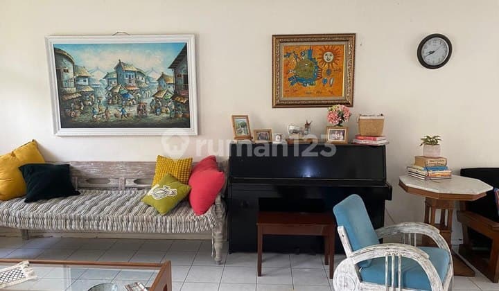 Dijual Rumah di Dago, Bandung
