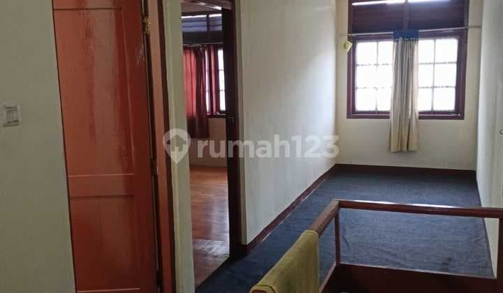 Dijual Rumah Terawat di Cikutra