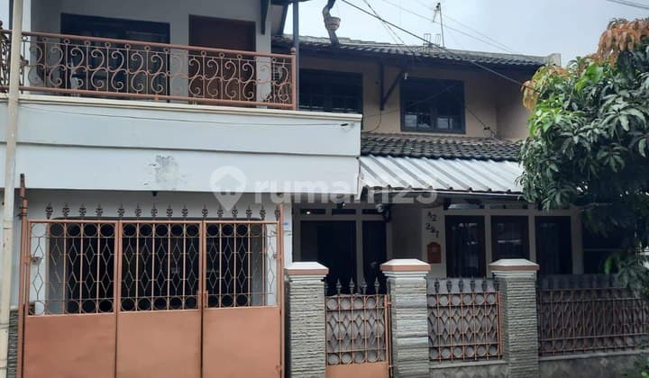 Lokasi Strategis Terletak di Margahayu, Properti Ini Memudahkan Akses Anda ke Fasilitas-Fasilitas Utama dan Unggulan.