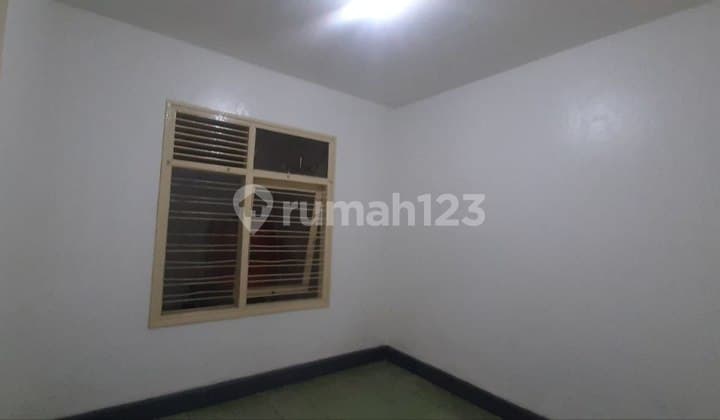 Ruko Sewa Lokasi Strategis Terletak di Bandung Kota, Properti Ini Memudahkan Akses Anda ke Fasilitas-Fasilitas Utama dan Unggulan