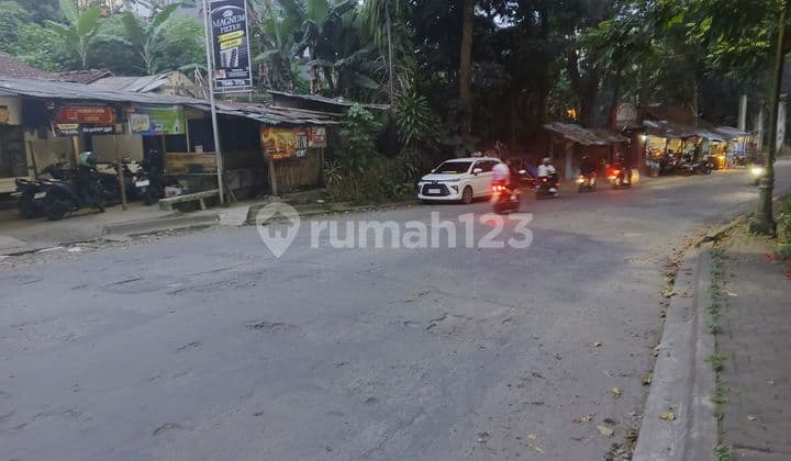 Tanah dan Cafe di Dago Dijual!Lokasi Strategis di Jantung Dago, Bandung