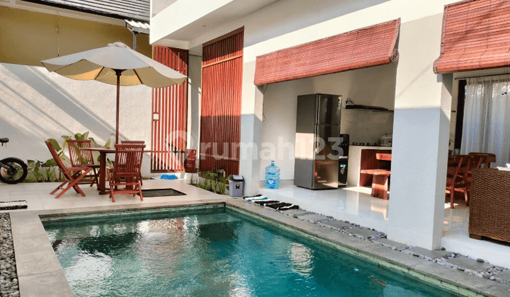 Modern Minimalist Villa in Bali Arum Jimbaran Badung Housing Complex