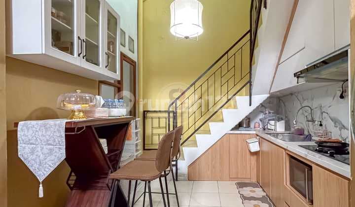 Dijual Rumah Cantik Luas Dalam C
