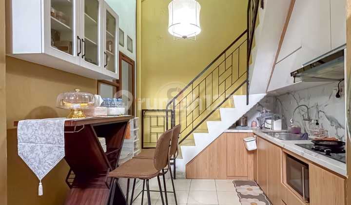 Dijual Rumah Cantik Luas Dalam C