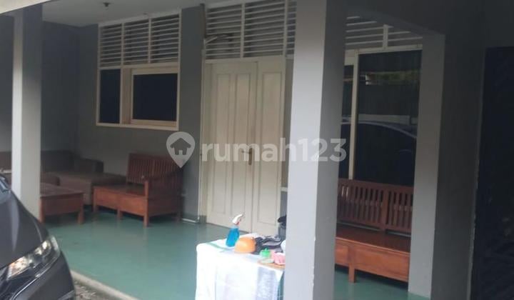 Dijual Rumah Cantik Luas Murah di Mampang Prapatan Dekat Kemang di Jakarta Selatan