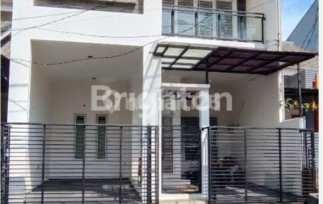 Dijual Rumah 2 Lt di Galaxy Bekasi