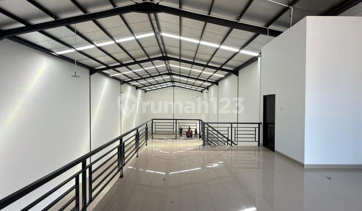 Gudang Blessindo Legok, 2 Stories, Near Toll Access
