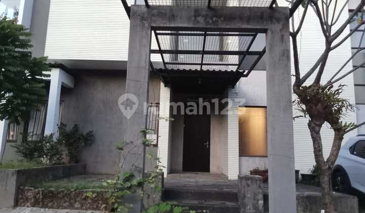 RUMAH CANTIK DI BSD PROVENCE PARKLAND 2 LANTAI SIAP HUNI
