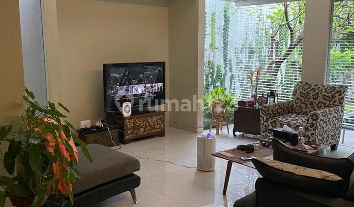 Rumah Cantik Full Furnish Cocok untuk Berkeluarga Siap Huni