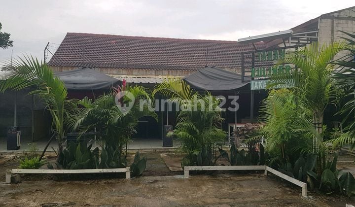 For Sale: Strategic Land with Building Bonus in Jaka Permai, West Bekasi, Close to Kranji Market and Becak Kayu Toll Road.