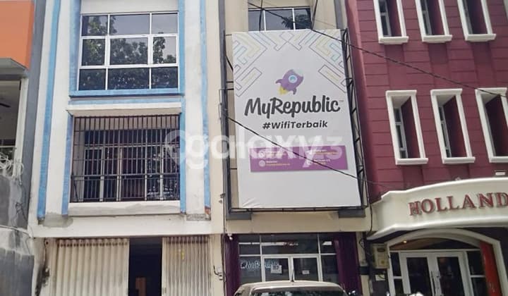 Ruko 2.5 Lantai Malang Kota tetangga McD, Azko, Recheese, Holland