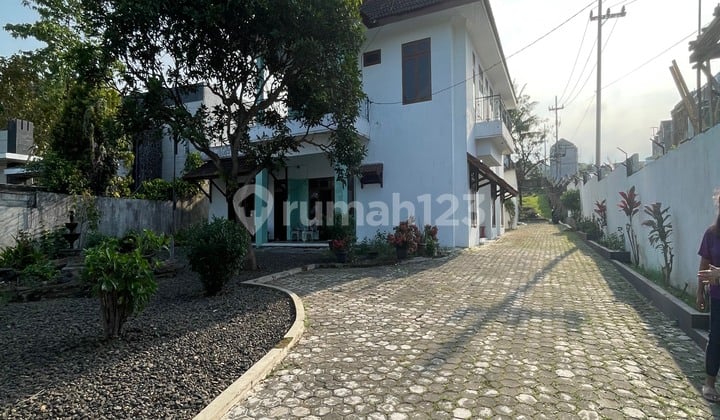 Lawang View Villa House in Lawang City