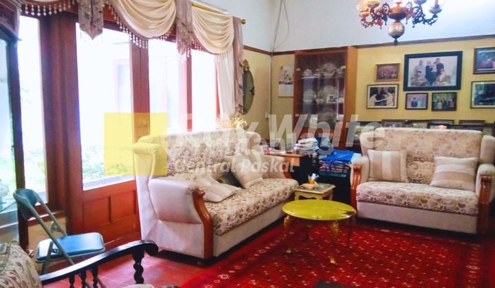 Rumah Besar di Sirnagalih Bandung