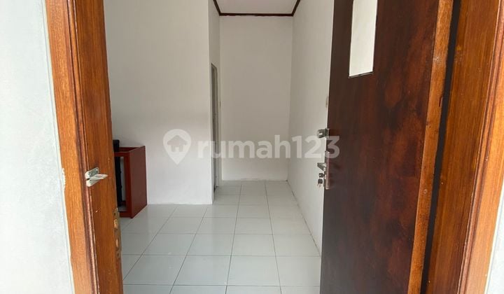******** Rumah & Kost Lokasi Strategis Depan Universitas Siap Huni Bebas Banjir