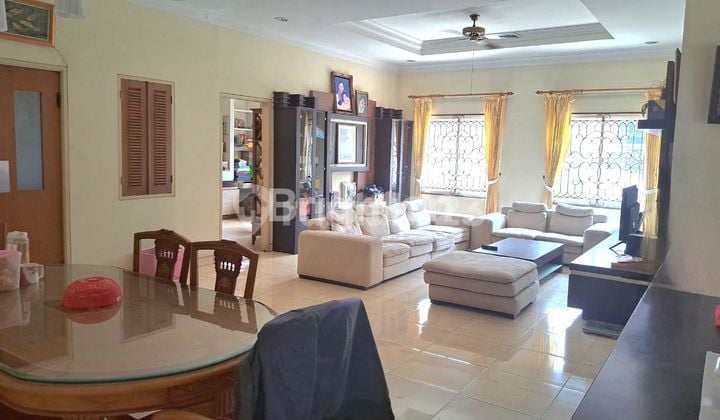 RUMAH GADING GRIYA UK 15X20 FURNISH JAKARTA UTARA ROW JALAN 2 MOBIL