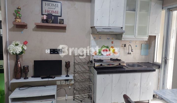 APARTEMEN GREEN LAKE LOKASI SANGAT STRATEGIS MURAH FULL FURNISH 2 BR JAKARTA UTARA