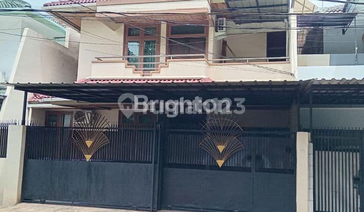Rumah Sunter 2 Lantai Bagus Jalan 2 Mobil SHM Jakarta Utara