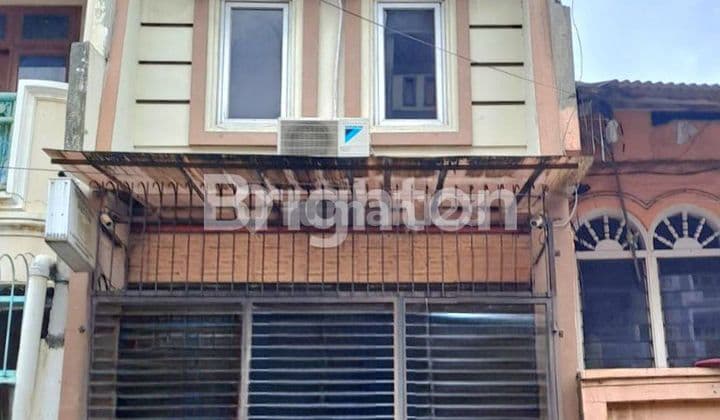 RUMAH PADEMANGAN 4 LANTAI ROW JALAN 2 MOBIL JAKARTA UTARA