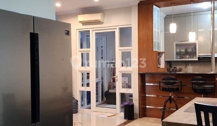Rumah Cantik Minimalis Dalam Perumahan Villa Bahagia Sejahtera