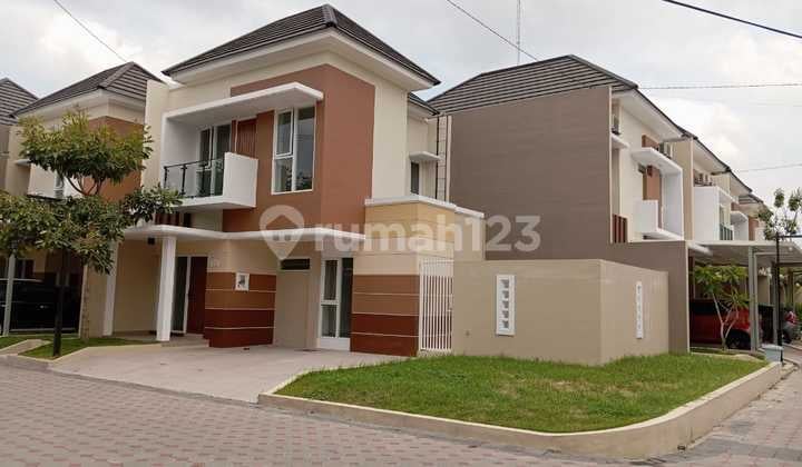 Rumah Baru Dalam Perum Griya Kuantan