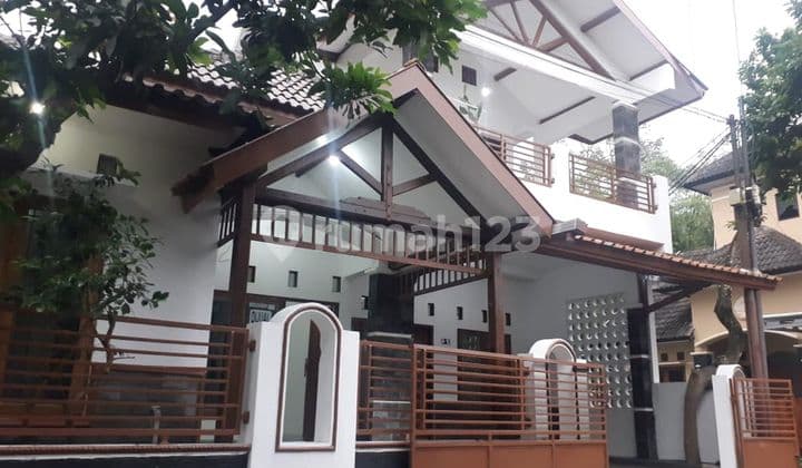 Rumah Dalam Perumahan Jalan Kaliurang Dekat Ugm