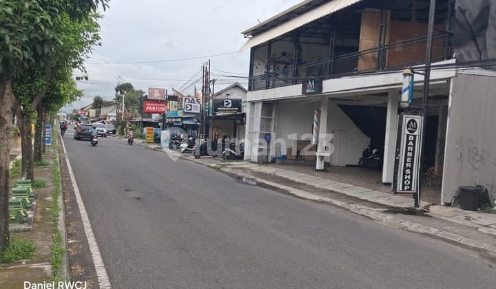 For Sale 2-Story Strategic Shop House on Jl. Selokan Mataram, Condong Catur, Depok, Sleman