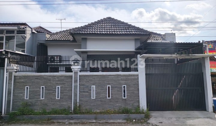 Rumah Dekat Kampus Unisa di Jalan Jambon, Gamping