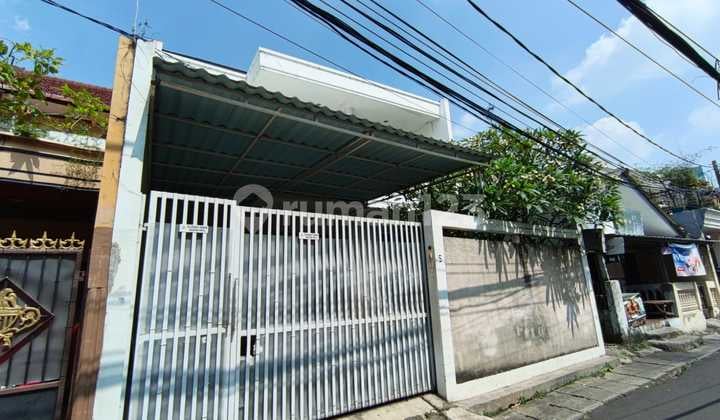 Rumah Lama Di Jl Keselamatan Manggarai Tebet Jakarta Selata