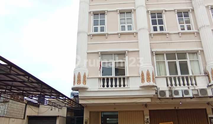 Ruko Komersil 4lt Di Rukan Crown Palace Tebet Jakarta Selatan