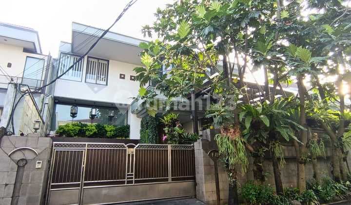 Rumah Mewah Di Jl Simpang Garden Vi Kebayoran Lama Jakarta Selatan