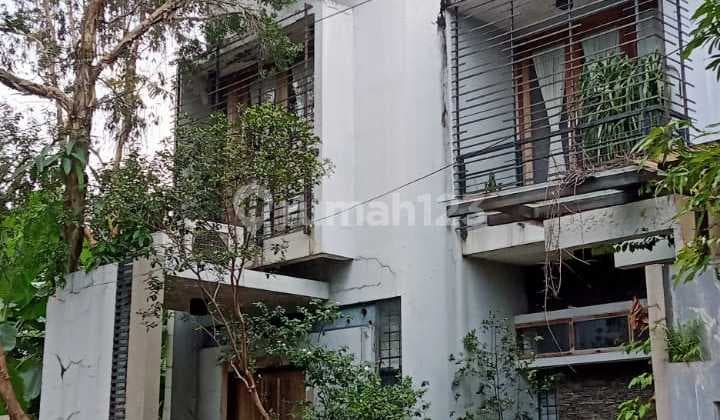 Rumah 2lt Di Jl Timbul Iv D Cipedak Jagakarsa Jakarta Selatan