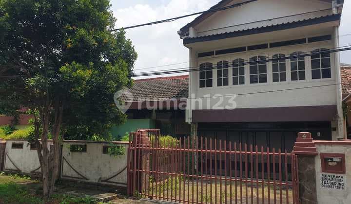 Rumah Lama Hoek Di Jl Cempaka Putih Barat V Cempaka Putih Jakarta Pusat