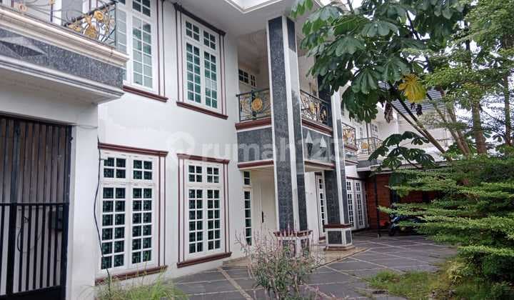 Rumah Mewah Di Komp Kav Polri Jagakarsa Jakarta Selatan