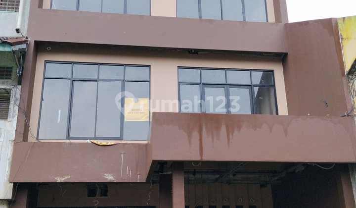 Ruko Gandeng 3Lt Strategis di Perkantoran Modernland Kelapa Indah Tangerang